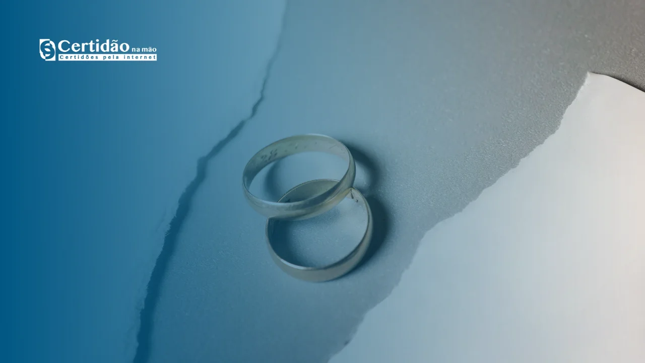 Imagem representando uma Certidão de casamento com averbação de divórcio